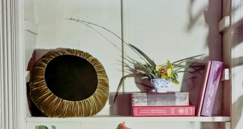 Sun Cushion | Golden Olive & Deep Emerald
